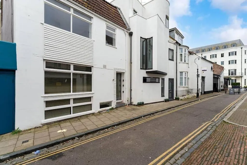 3 Storey Home Next To Brighton Pier Appartamento